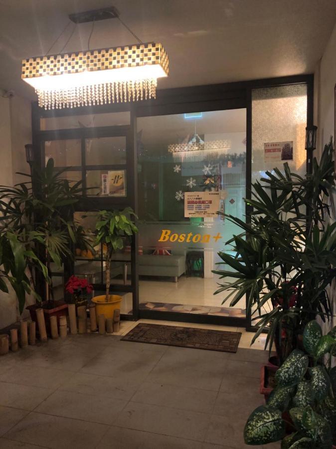 Boston Plus Hotel Чиай Сити Екстериор снимка