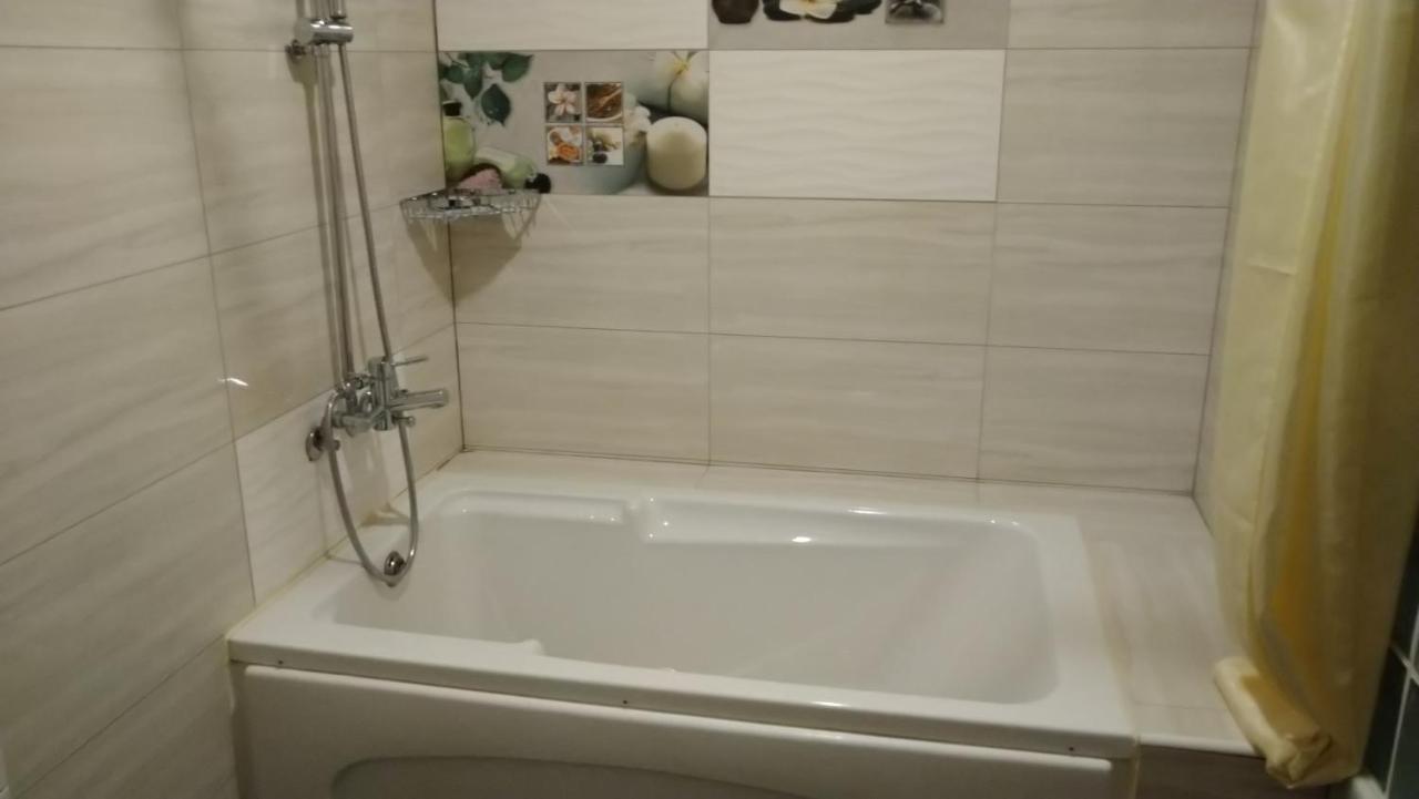 Boston Plus Hotel Чиай Сити Екстериор снимка